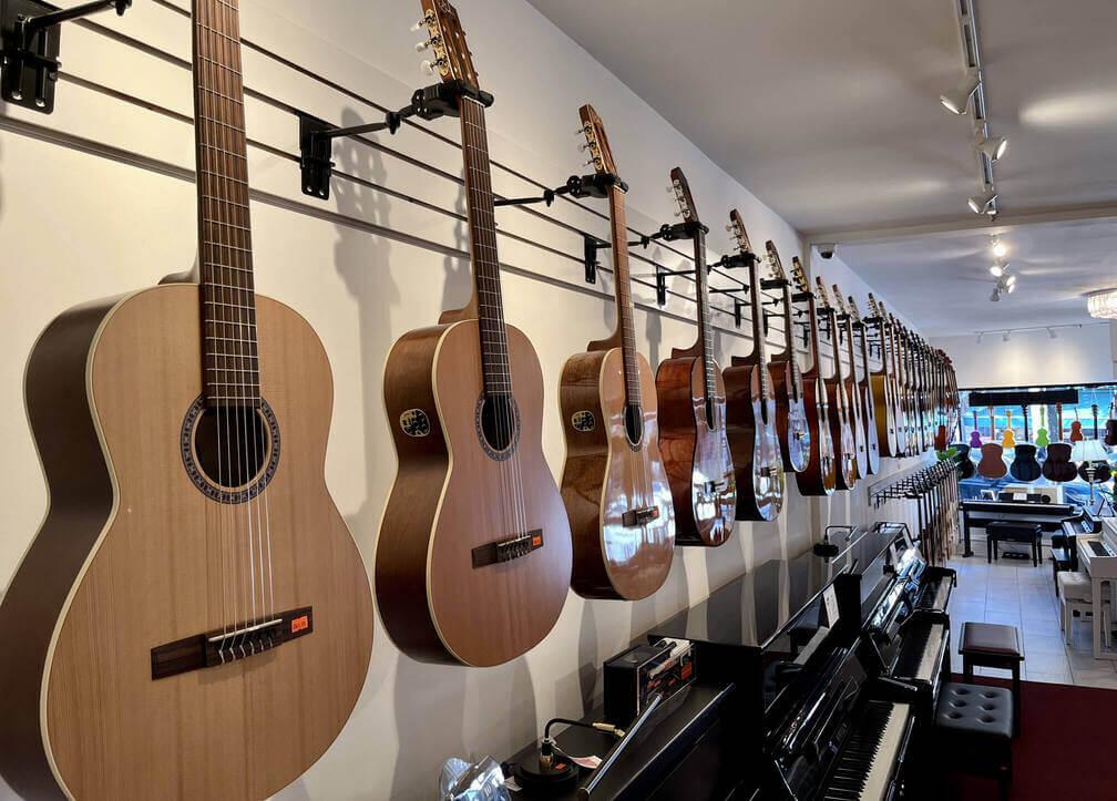 Guitars @Music Gallery